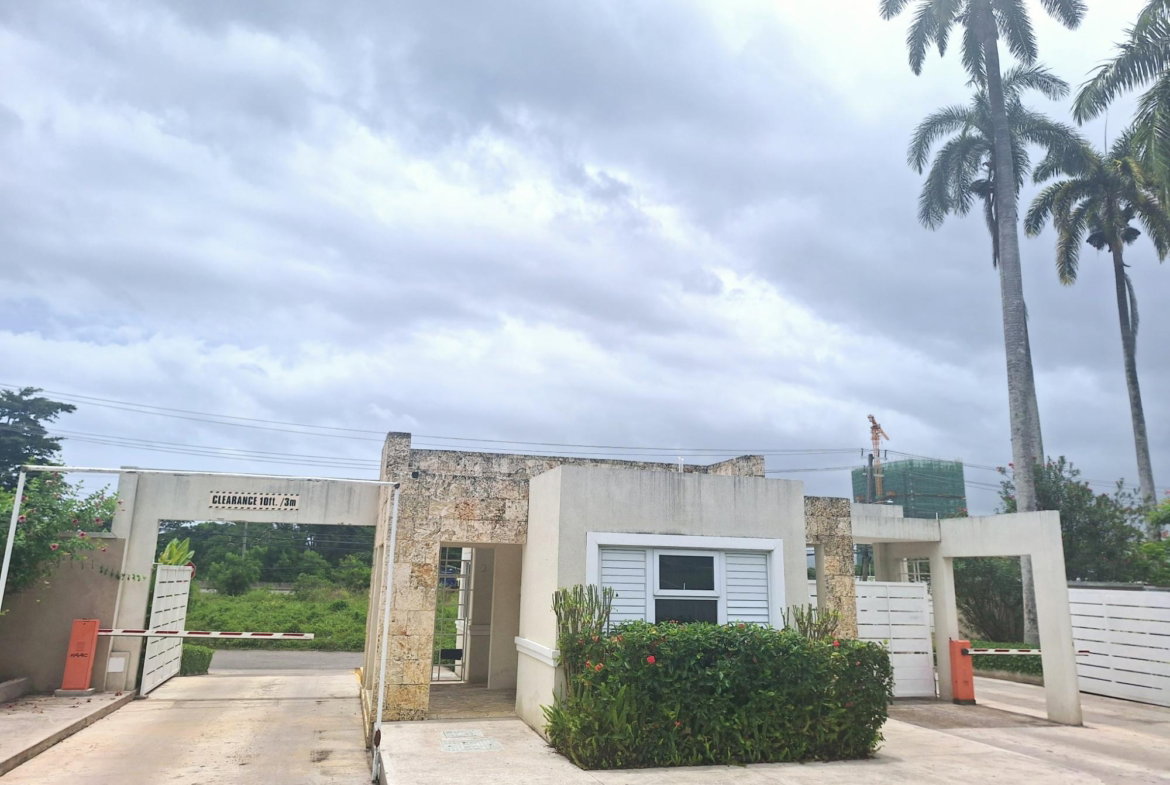 Second image of Tara Estates Reading in Reading, St. James, Jamaica - property is For Sale
