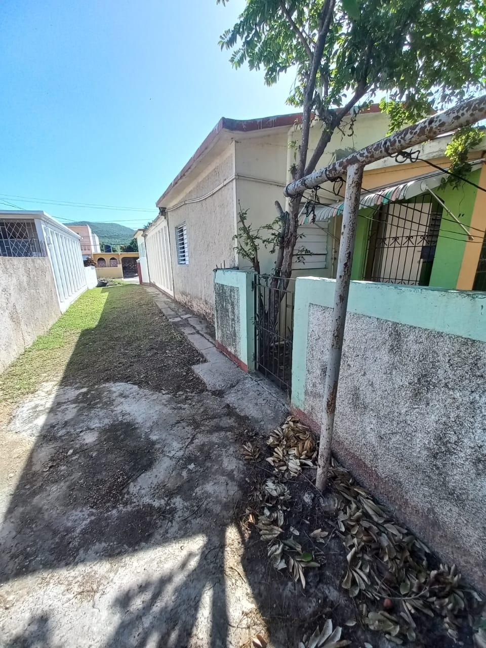 Sixth image of 131 North East 14th Street, 6 in Greater Portmore, St. Catherine, Jamaica - property is For Rent