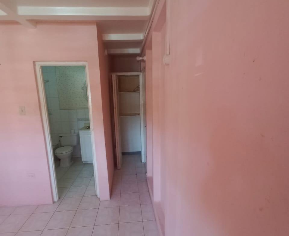 Tenth image of 131 North East 14th Street, 6 in Greater Portmore, St. Catherine, Jamaica - property is For Rent