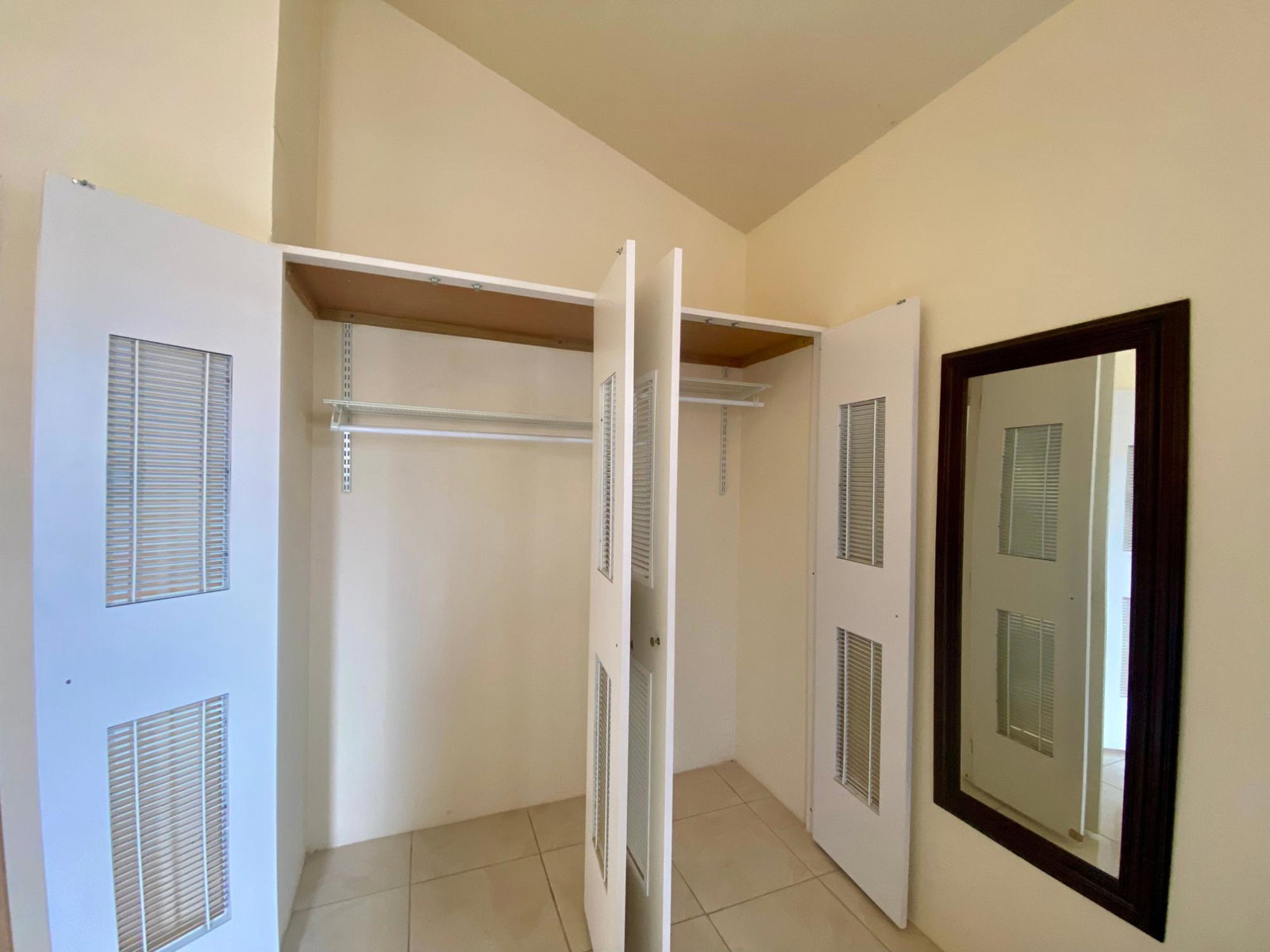 Fifth image of Lot 1165 Phoenix Park Village in Phoenix Park, St. Catherine, Jamaica - property is For Rent