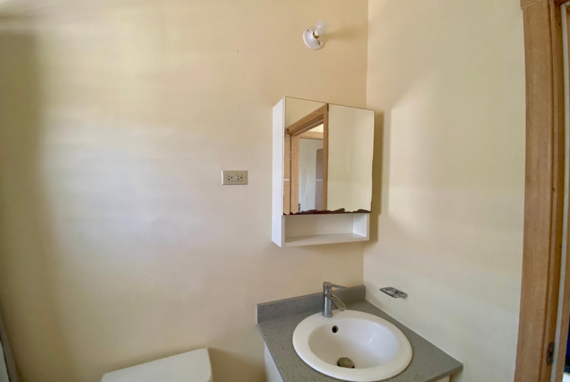 Eighth image of Lot 1165 Phoenix Park Village in Phoenix Park, St. Catherine, Jamaica - property is For Rent