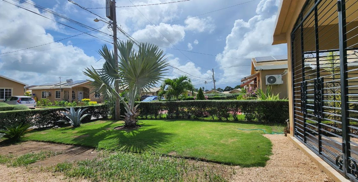 Fourth image of 686- Phoenix Park Village in Phoenix Park, St. Catherine, Jamaica - property is For Rent