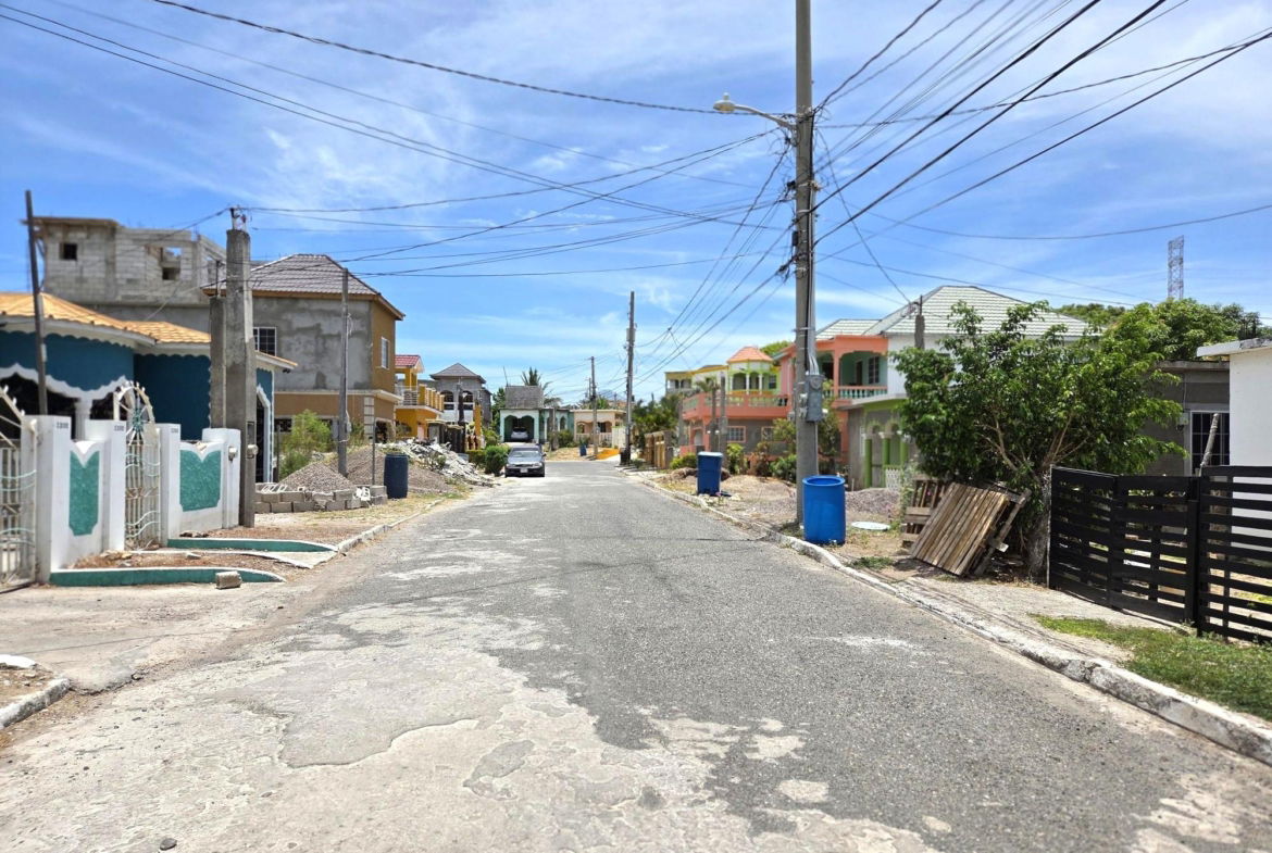 Seventh image of Clover Ave, Longville Par in Longville Park, Clarendon, Jamaica - property is For Sale