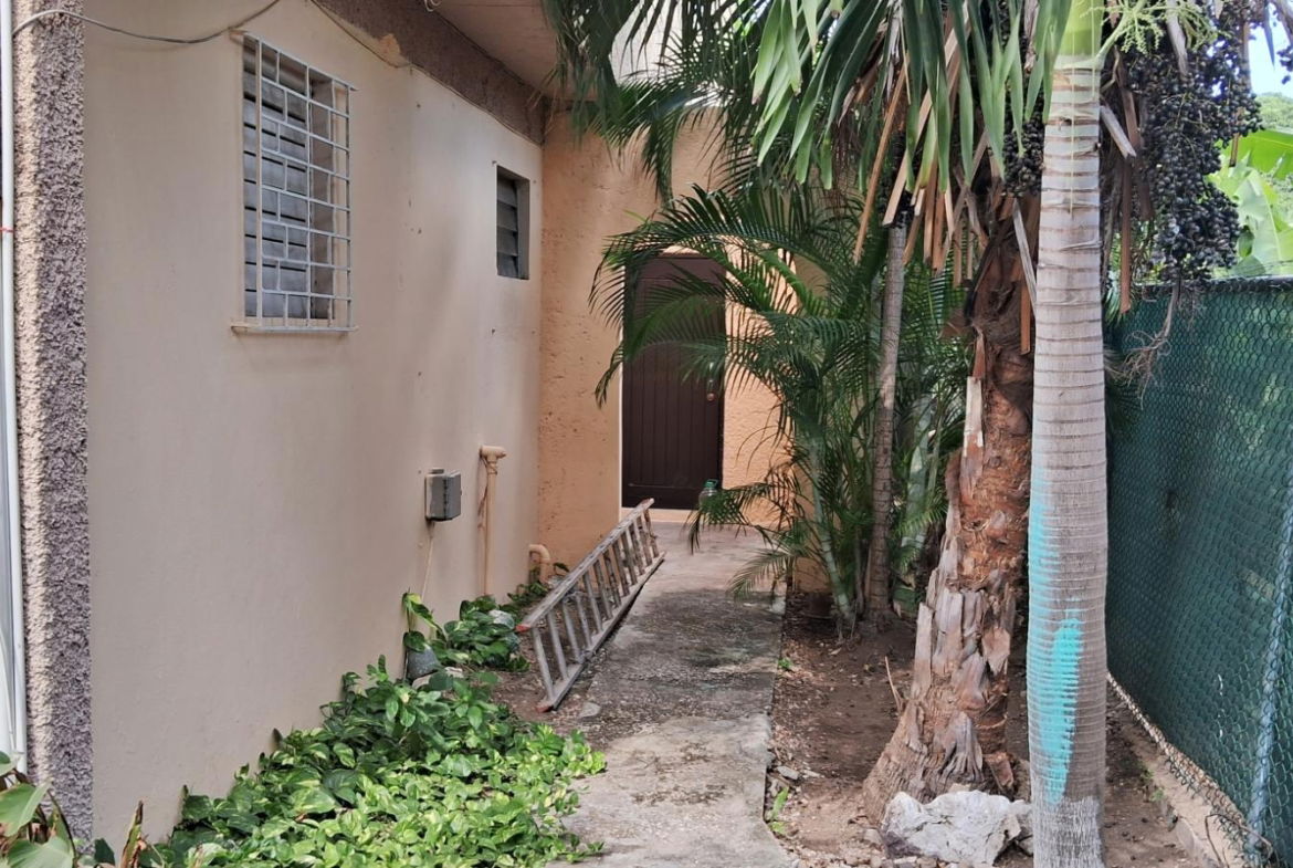 First image of 25 Hamilton Drive in Kingston 10, St. Andrew, Jamaica - property is For Rent
