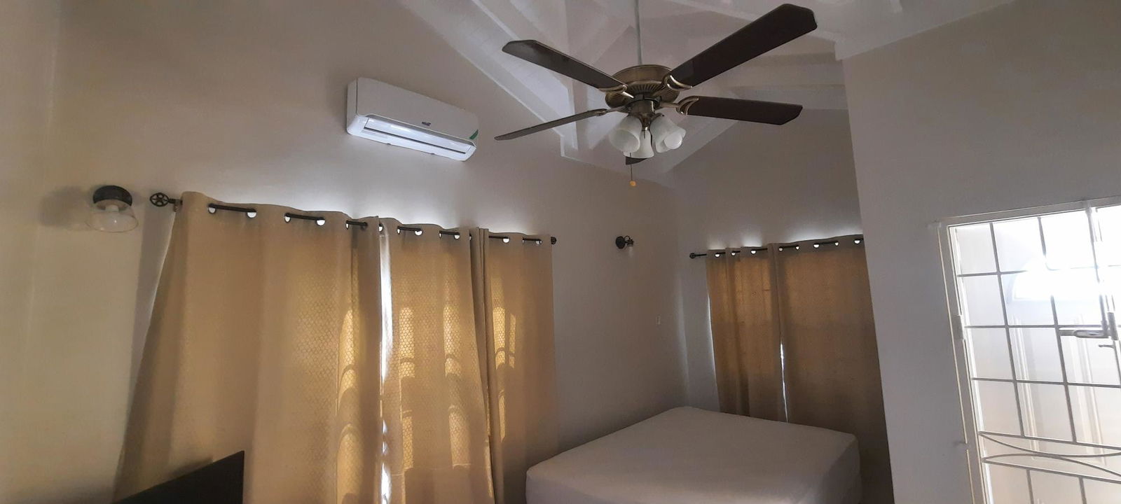 Eleventh image of 764-peak Way, Savannah at The Vistas in Runaway Bay, St. Ann, Jamaica - property is For Sale