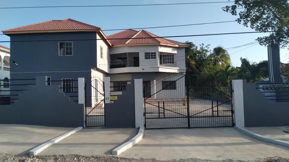 Second image of 3 May Pen in May Pen, Clarendon, Jamaica - property is For Rent
