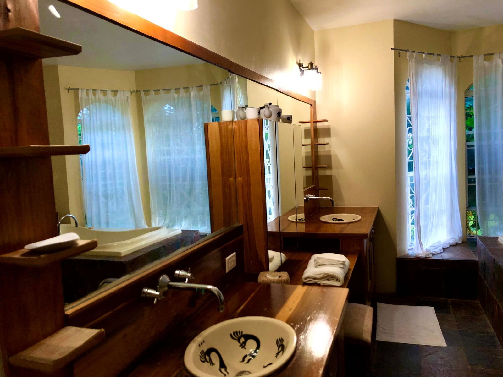 Eleventh image of Apt 2-25 Hague & Clifton in HAGUE HOUSING SCHEME, Trelawny, Jamaica - property is For Rent