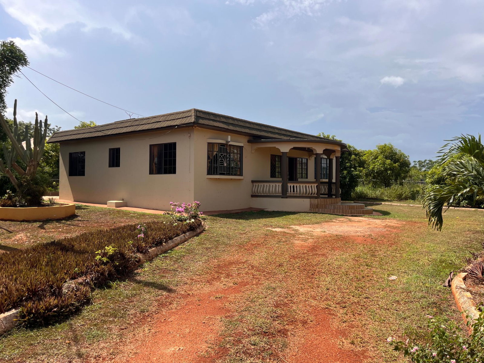 Second image of Gazeland st Elizabeth in Gazeland, St. Elizabeth, Jamaica - property is For Sale