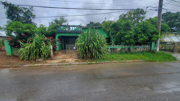 First image of Mcfarlane Crescent in Spanish Town, St. Catherine, Jamaica - property is For Sale