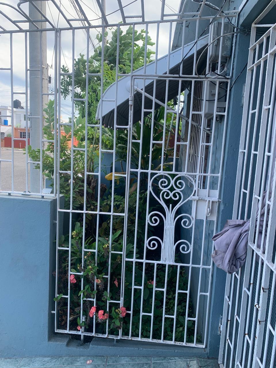 3-Bedroom-Fixer-Upper-House-for-Sale-in-Waterford-St.-Catherine Second image of 973 Caymanas Drive in Waterford, St. Catherine, Jamaica - property is For Sale