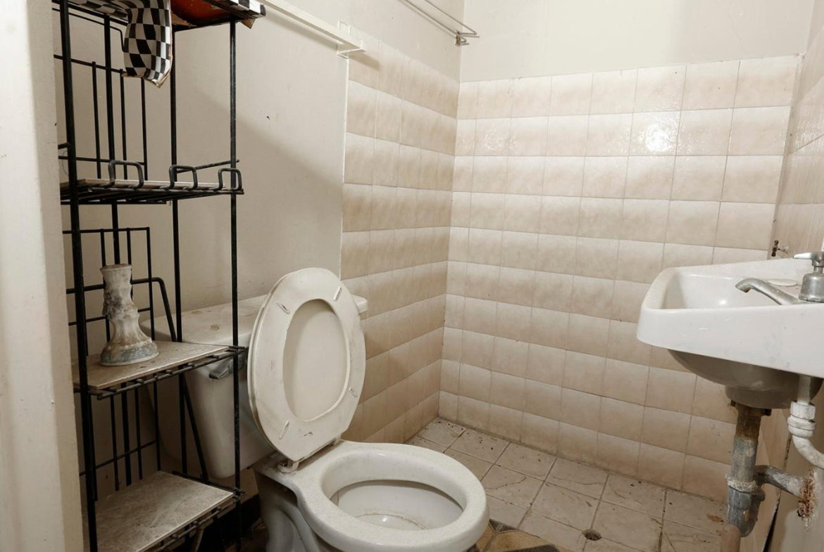 Thirteenth image of 31 Hart Boulevard in Kingston 6, St. Andrew, Jamaica - property is For Sale