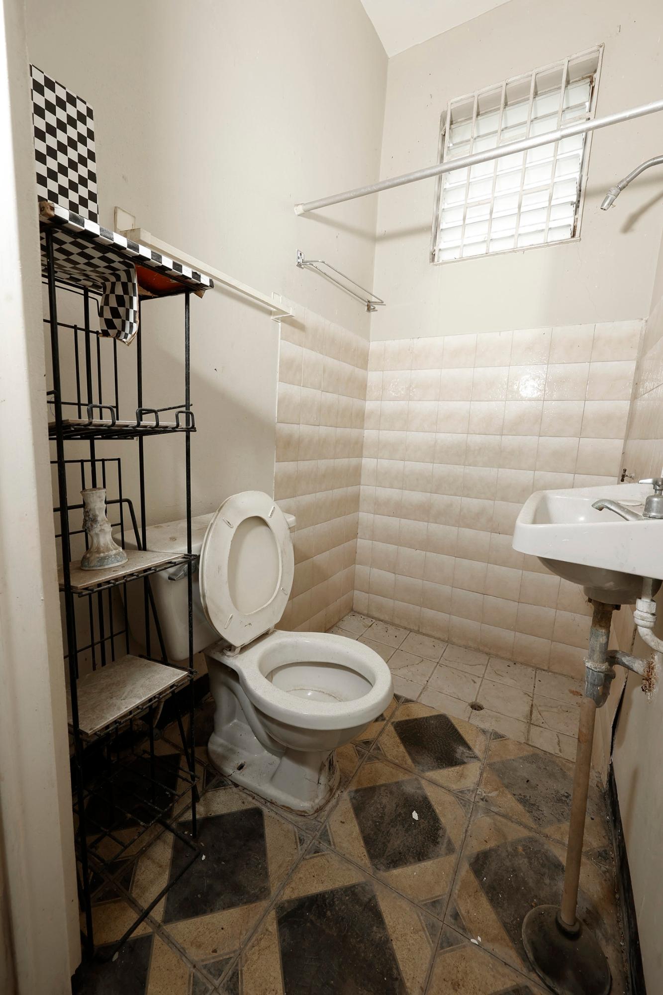 Thirteenth image of 31 Hart Boulevard in Kingston 6, St. Andrew, Jamaica - property is For Sale