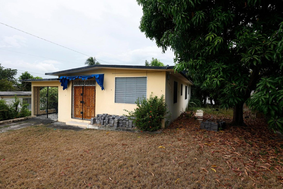 Third image of 31 Hart Boulevard in Kingston 6, St. Andrew, Jamaica - property is For Sale