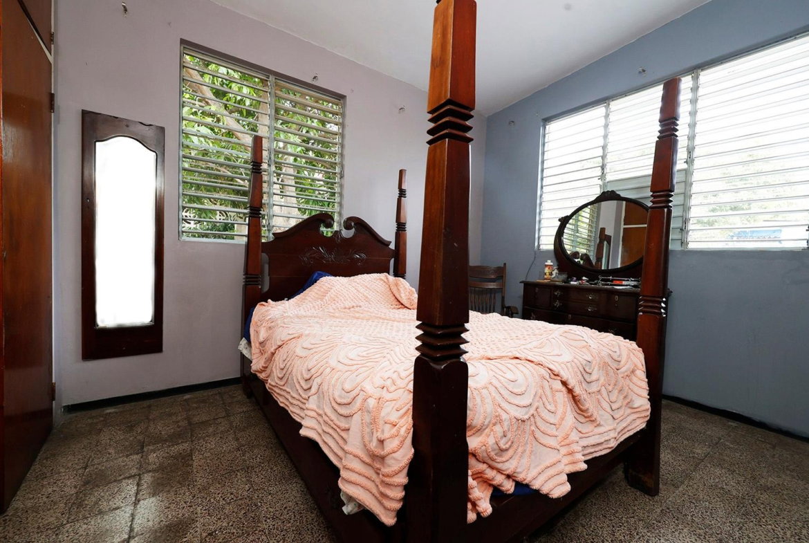 Eighth image of 31 Hart Boulevard in Kingston 6, St. Andrew, Jamaica - property is For Sale