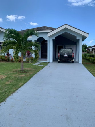 Second image of Gates of Edgehill in Boscobel, St. Mary, Jamaica - property is For Rent