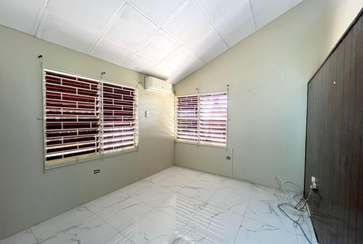 Eleventh image of 3 Birdsucker Close in Kingston 8, St. Andrew, Jamaica - property is For Rent