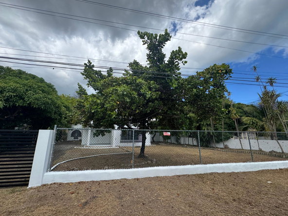 Second image of 4 Avesbury Ave in Kingston 6, St. Andrew, Jamaica - property is For Rent