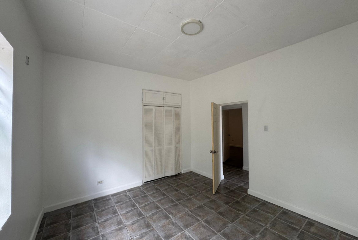 Sixteenth image of 4 Avesbury Ave in Kingston 6, St. Andrew, Jamaica - property is For Rent