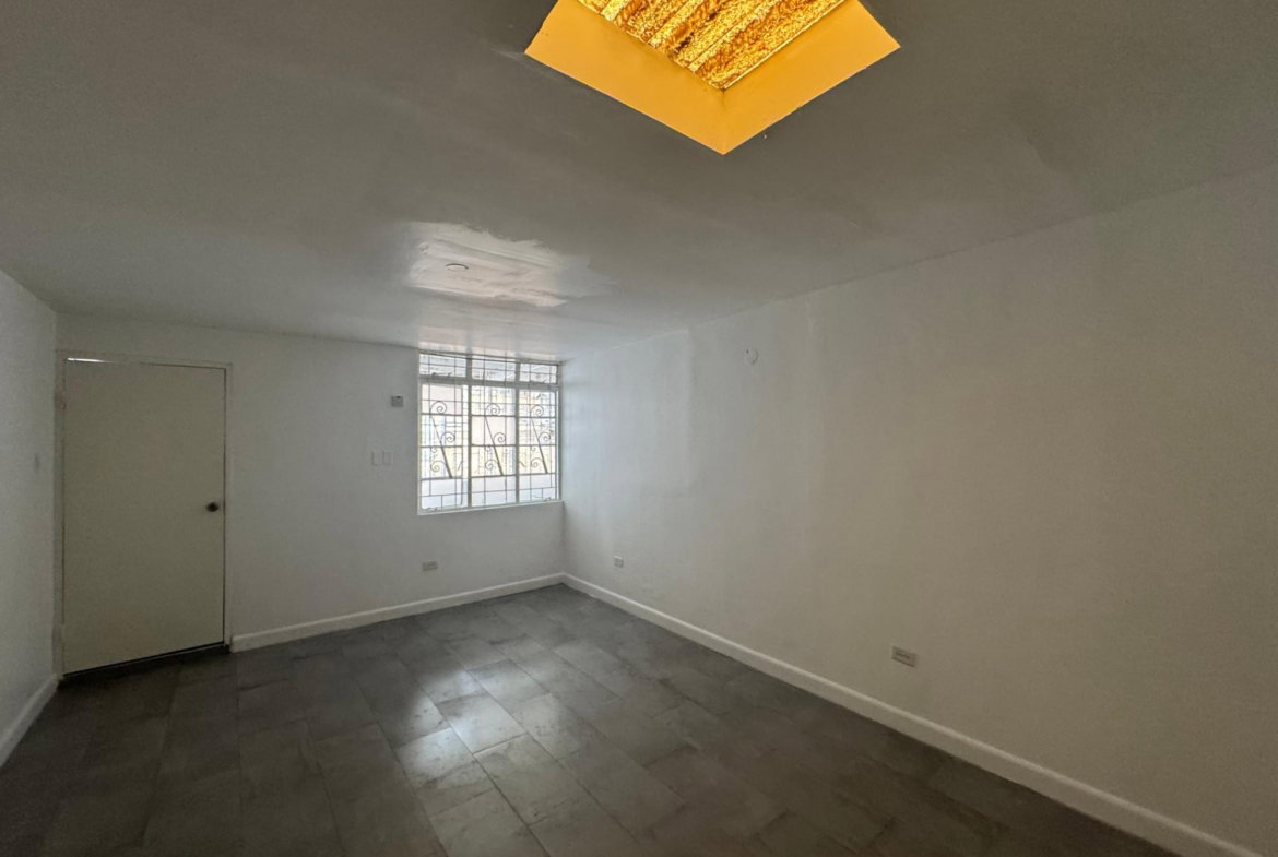 Eighteenth image of 4 Avesbury Ave in Kingston 6, St. Andrew, Jamaica - property is For Rent