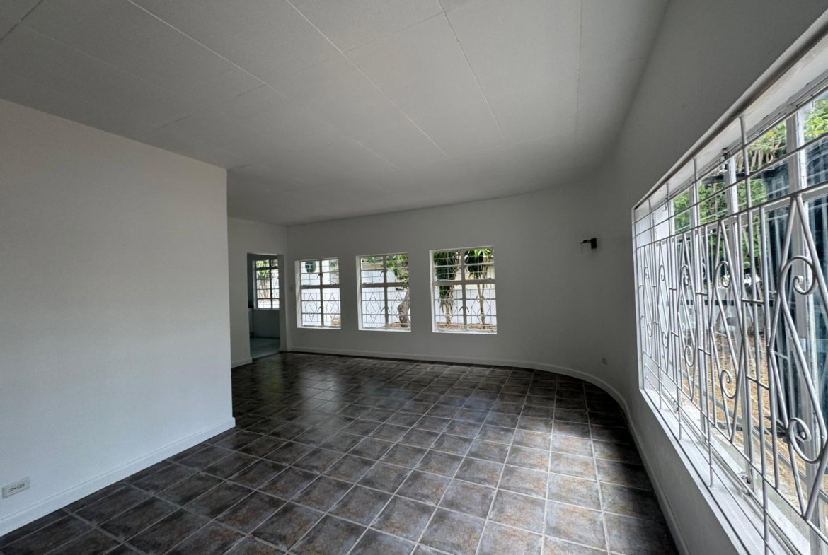 Twentieth image of 4 Avesbury Ave in Kingston 6, St. Andrew, Jamaica - property is For Rent