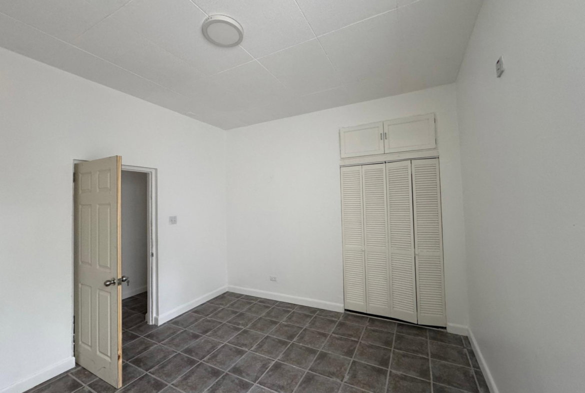 Tenth image of 4 Avesbury Ave in Kingston 6, St. Andrew, Jamaica - property is For Rent
