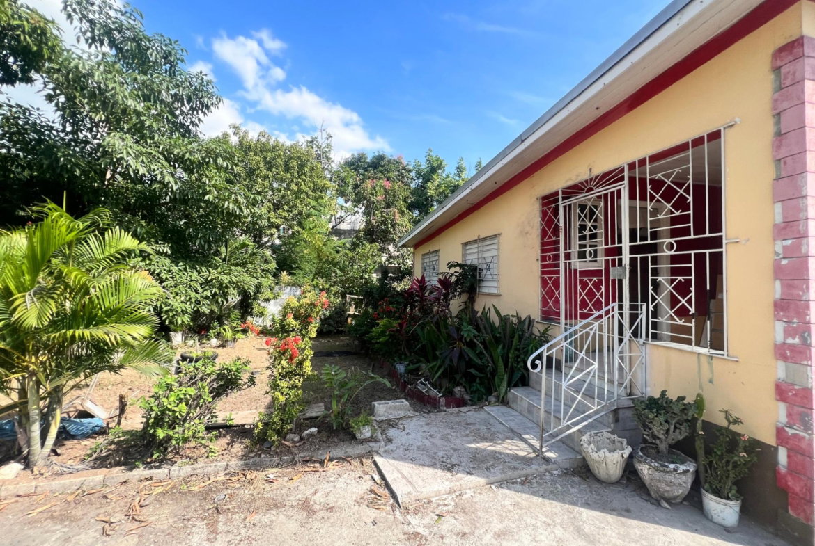 First image of 1 Seabreeze Avenue in Kingston 2, Kingston, Jamaica - property is For Sale
