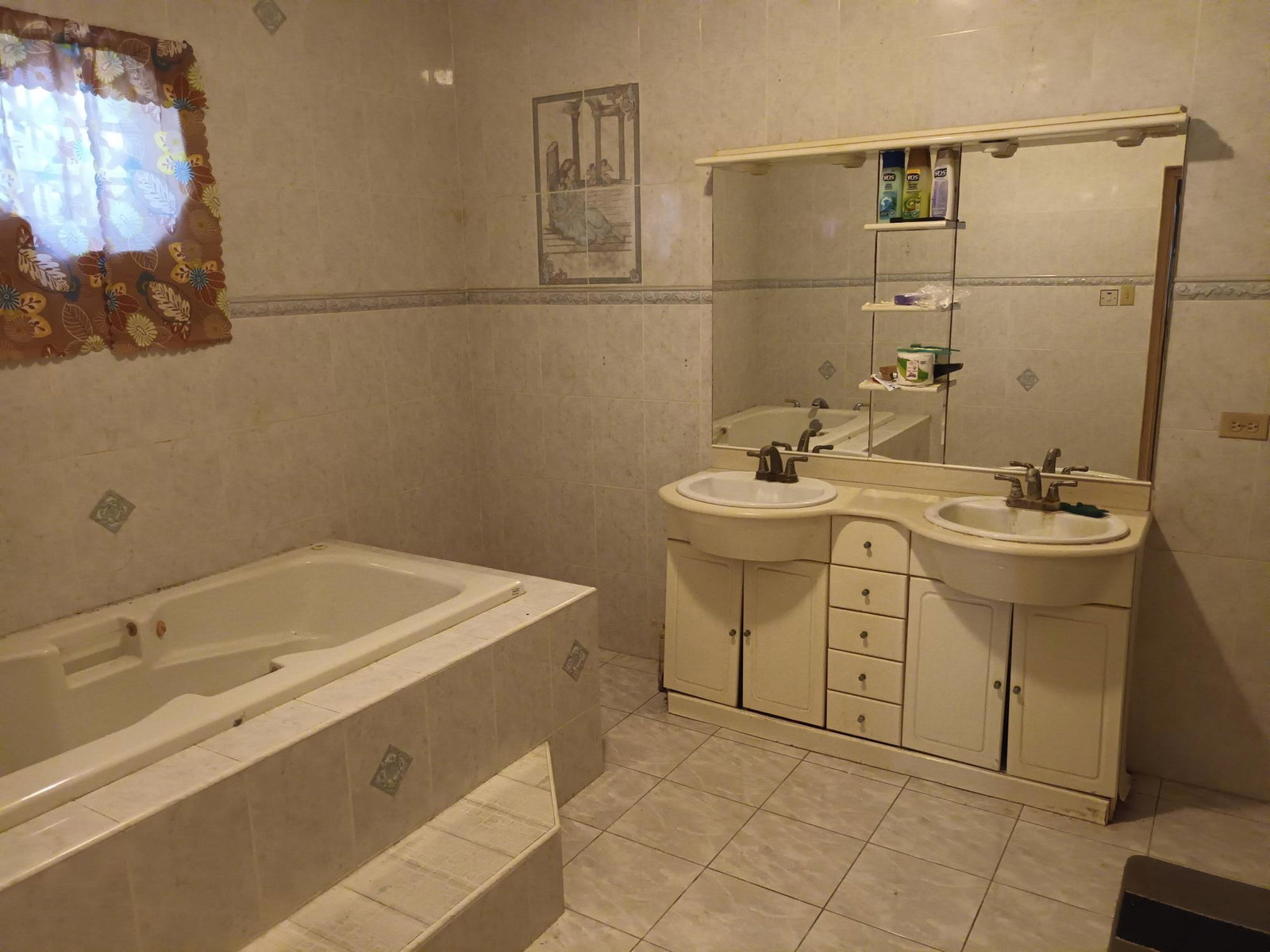 3-Bedroom-House-for-Sale-in-Eltham-View-Spanish-Town-St.-Catherine Third image of Iris Drive in Spanish Town, St. Catherine, Jamaica - property is For Sale