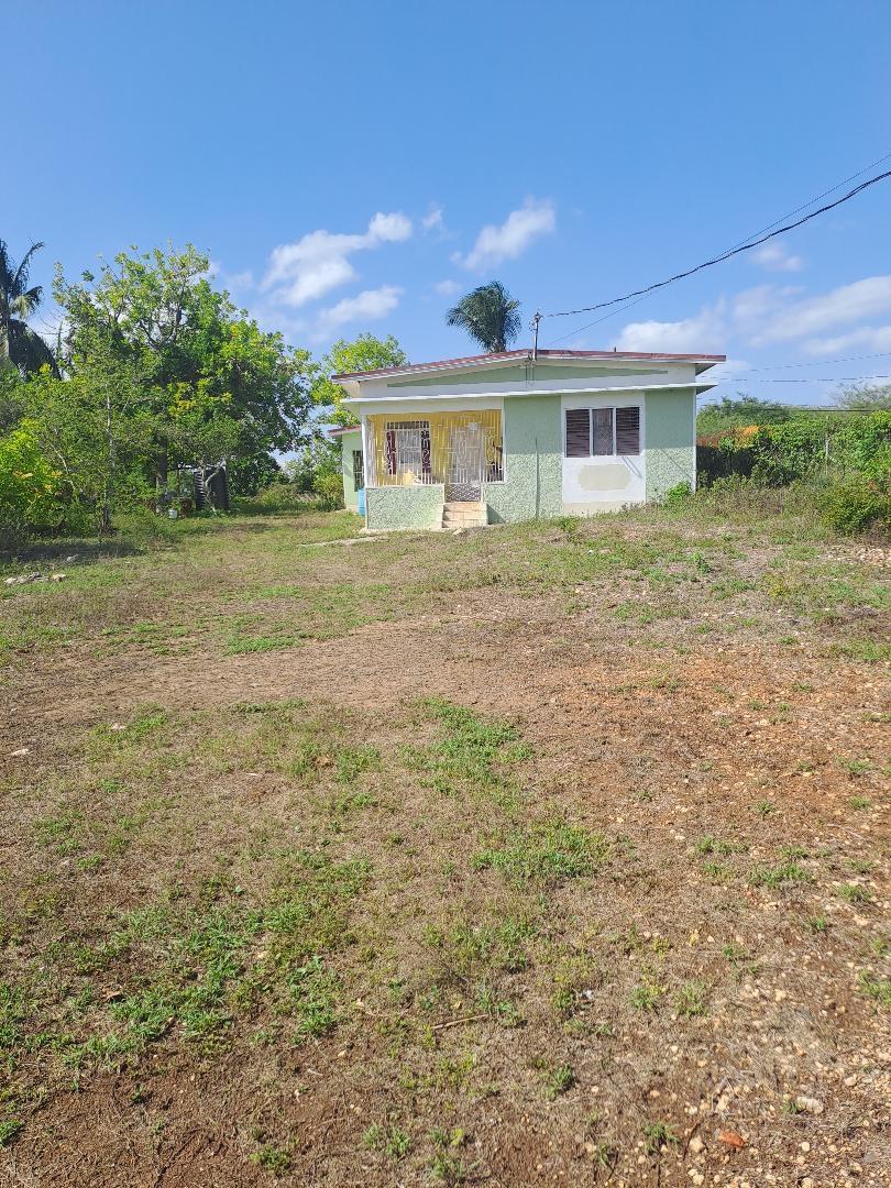First image of Paisley Avenue in May Pen, Clarendon, Jamaica - property is For Sale