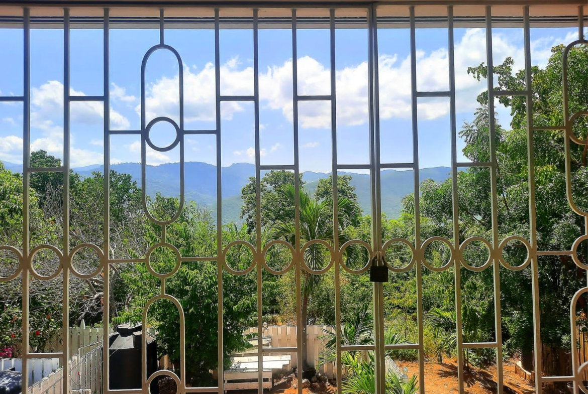 Thirteenth image of 26 Mimosa Place in Kingston 6, St. Andrew, Jamaica - property is For Rent