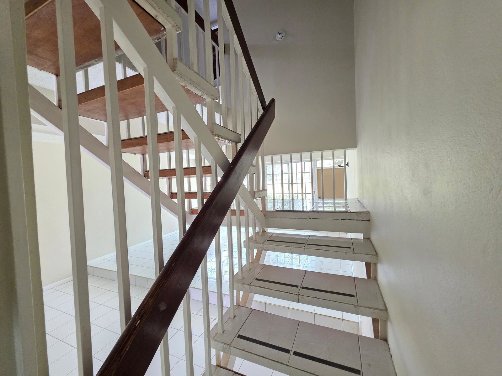 3-Bedroom-Townhouse-for-Rent-in-Waterworks-Country-Club-St.-Andrew-Jamaica Thirteenth image of 68-6-8 Waterworks Road in Kingston 8, St. Andrew, Jamaica - property is For Rent