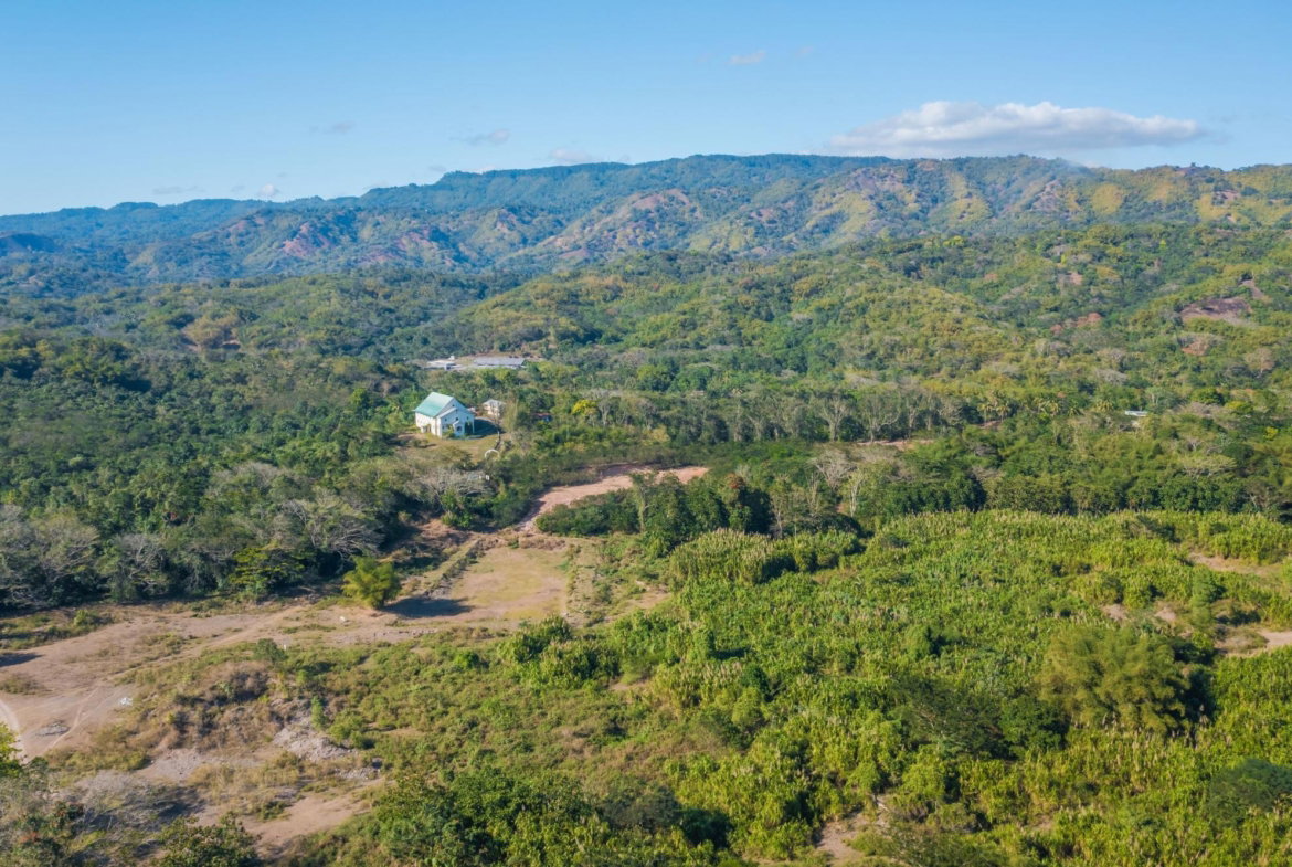 Fifth image of Morgans Valley , Northern in Morgans Pass, Clarendon, Jamaica - property is For Rent