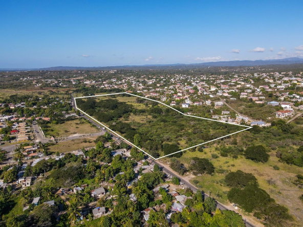 Second image of 1014c- St. John's Road in Green Acres, St. Catherine, Jamaica - property is For Sale