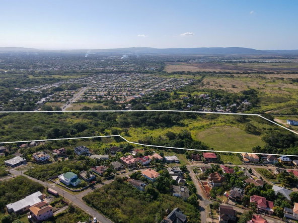 Eleventh image of 1014c- St. John's Road in Green Acres, St. Catherine, Jamaica - property is For Sale