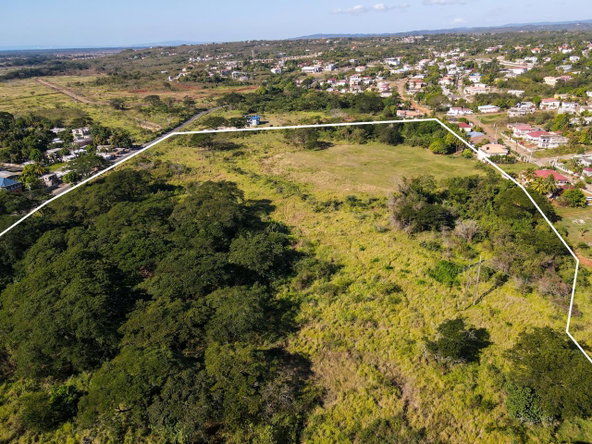 Fifth image of 1014c- St. John's Road in Green Acres, St. Catherine, Jamaica - property is For Sale