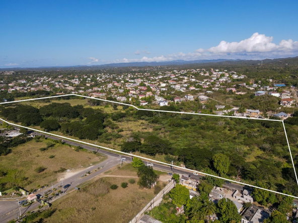 Sixth image of 1014c- St. John's Road in Green Acres, St. Catherine, Jamaica - property is For Sale