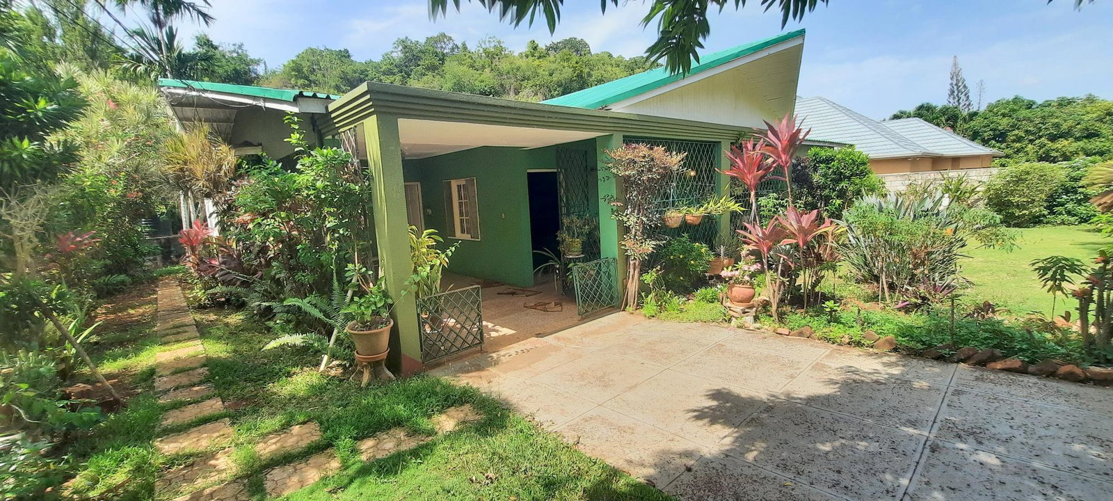 Fifth image of (lot 31)-16 Aris Avenue (parl Road) in Red Hills, St. Andrew, Jamaica - property is For Sale