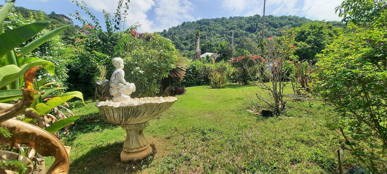 Seventh image of (lot 31)-16 Aris Avenue (parl Road) in Red Hills, St. Andrew, Jamaica - property is For Sale