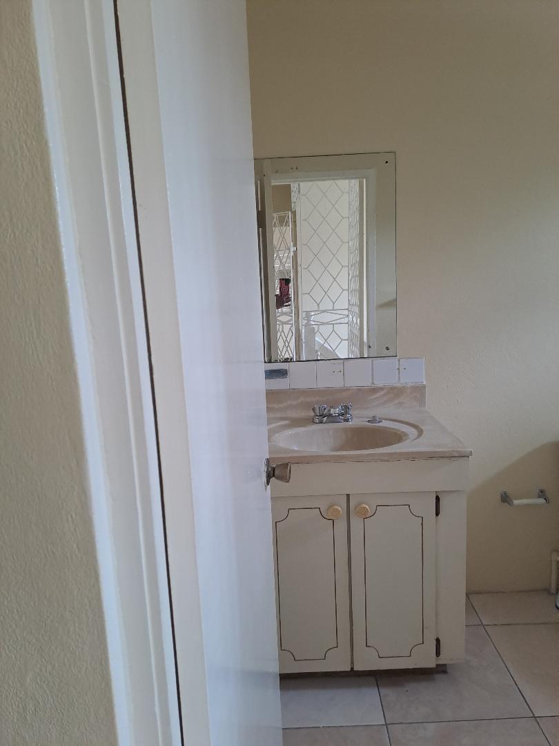 Fifteenth image of Wellington Place in Kingston 6, St. Andrew, Jamaica - property is For Rent