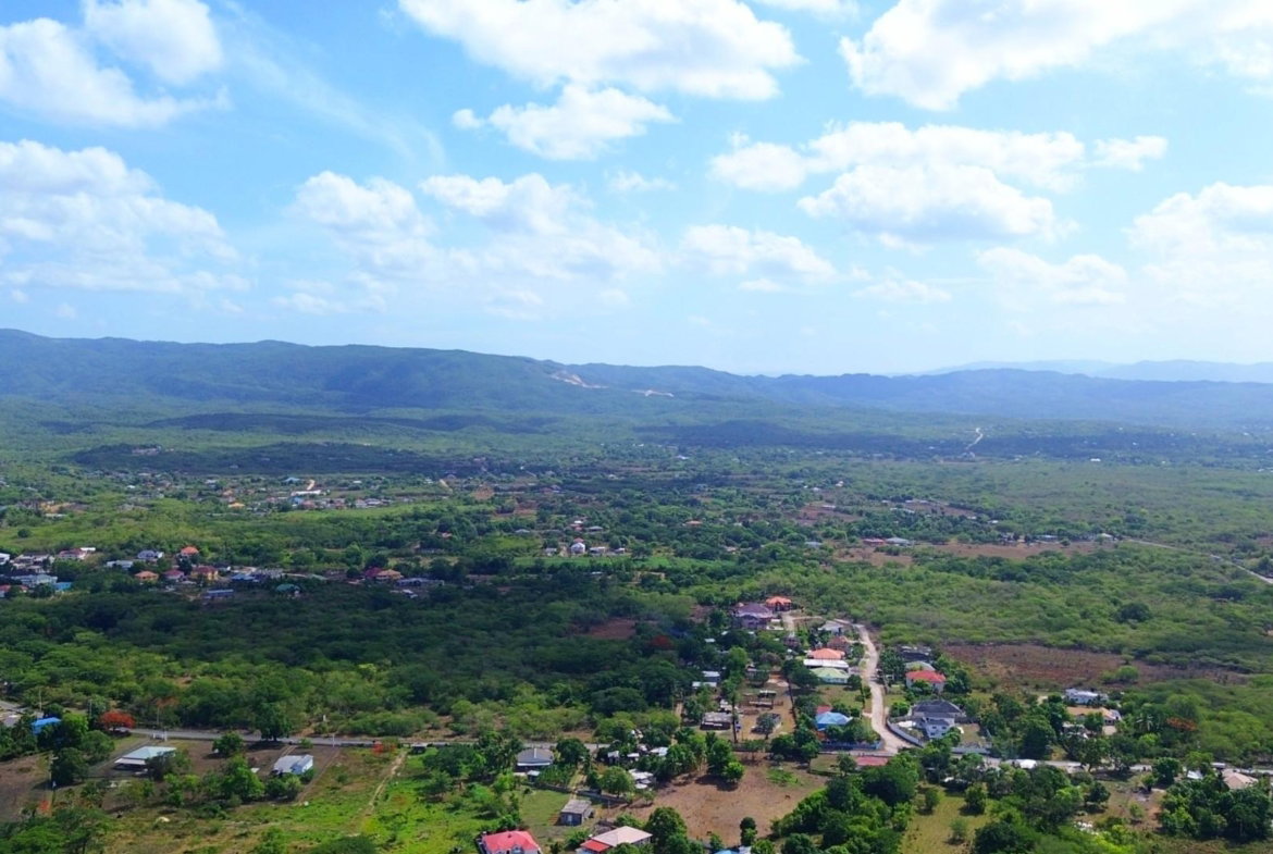 Ninth image of Four Paths in Four Paths, Clarendon, Jamaica - property is For Sale