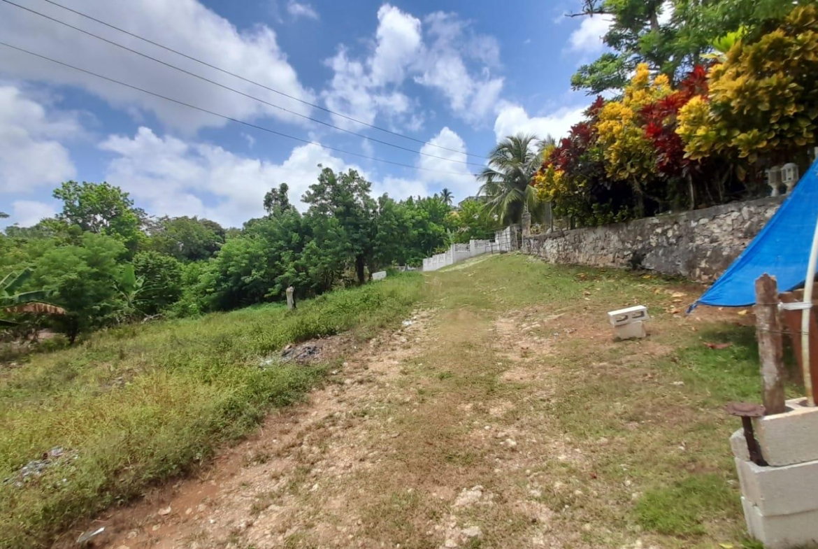 Eleventh image of Aberdeen Huntley in Aberdeen Heights, St. Ann, Jamaica - property is For Sale