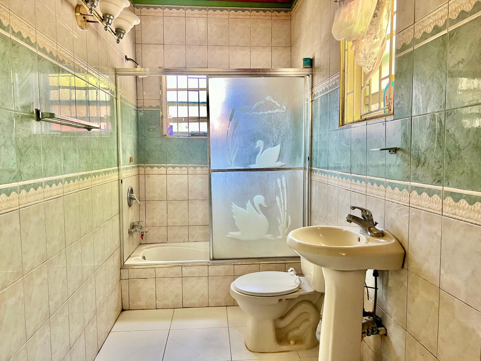 Thirteenth image of 125 Andra Crescent, Edgewater in Bridgeport, St. Catherine, Jamaica - property is For Sale