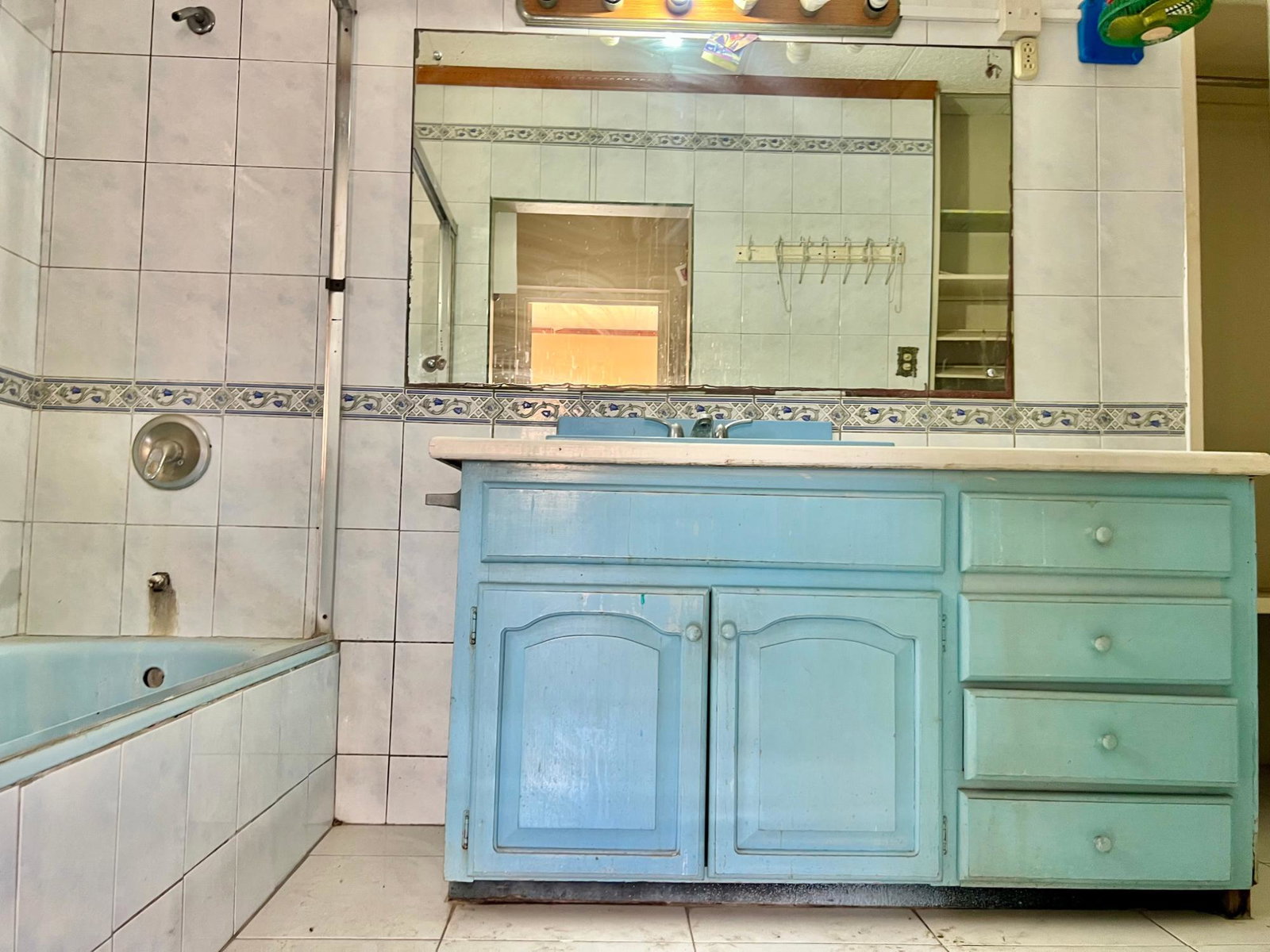 Seventeenth image of 125 Andra Crescent, Edgewater in Bridgeport, St. Catherine, Jamaica - property is For Sale