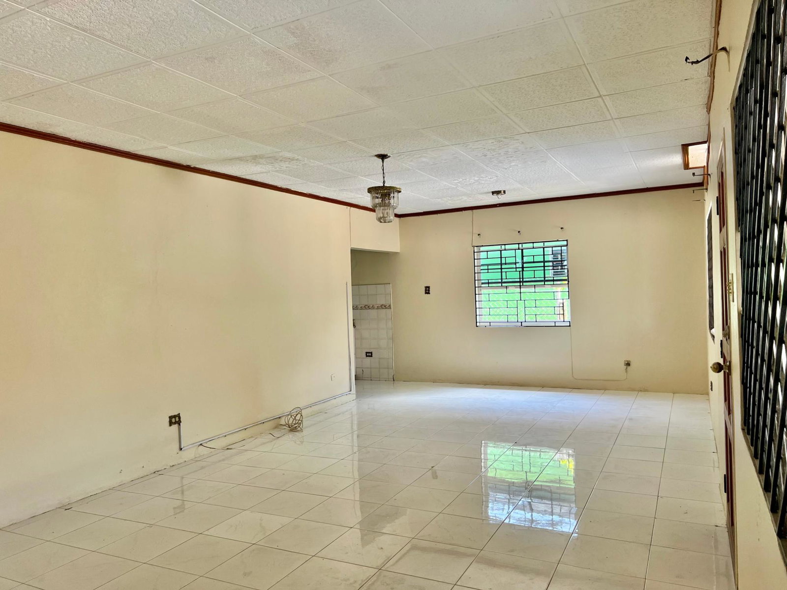 Seventh image of 125 Andra Crescent, Edgewater in Bridgeport, St. Catherine, Jamaica - property is For Sale