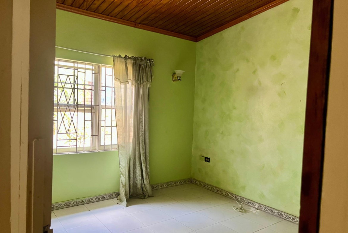 Tenth image of 125 Andra Crescent, Edgewater in Bridgeport, St. Catherine, Jamaica - property is For Sale