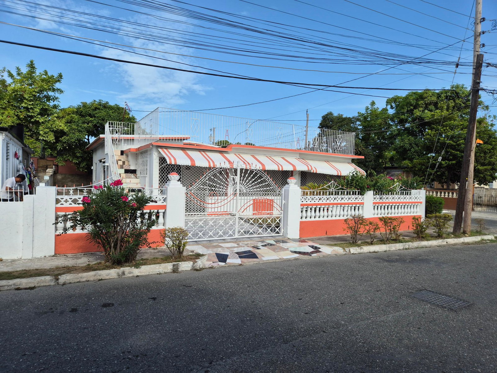 5-Bedroom-Two-Family-House-for-Sale-in-Independence-City-St.-Catherine-Jamaica Second image of 2 Yarmouth Avenue in Independence City, St. Catherine, Jamaica - property is For Sale