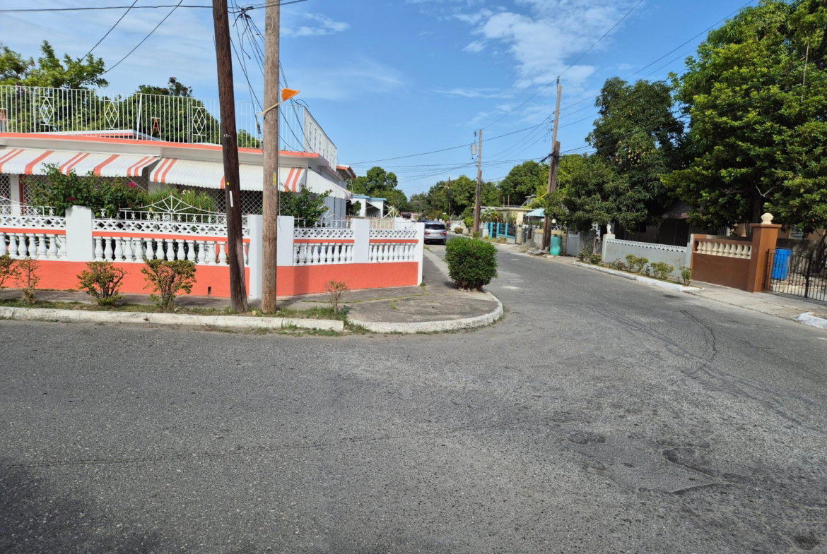 Ninth image of 2 Yarmouth Avenue in Independence City, St. Catherine, Jamaica - property is For Sale