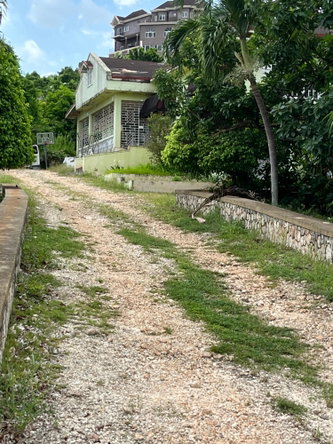 Fifth image of 9 Green Glebe Road East ki in Kingston 19, St. Andrew, Jamaica - property is For Sale