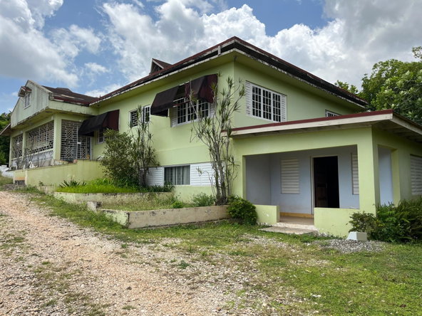 Eighth image of 9 Green Glebe Road East ki in Kingston 19, St. Andrew, Jamaica - property is For Sale