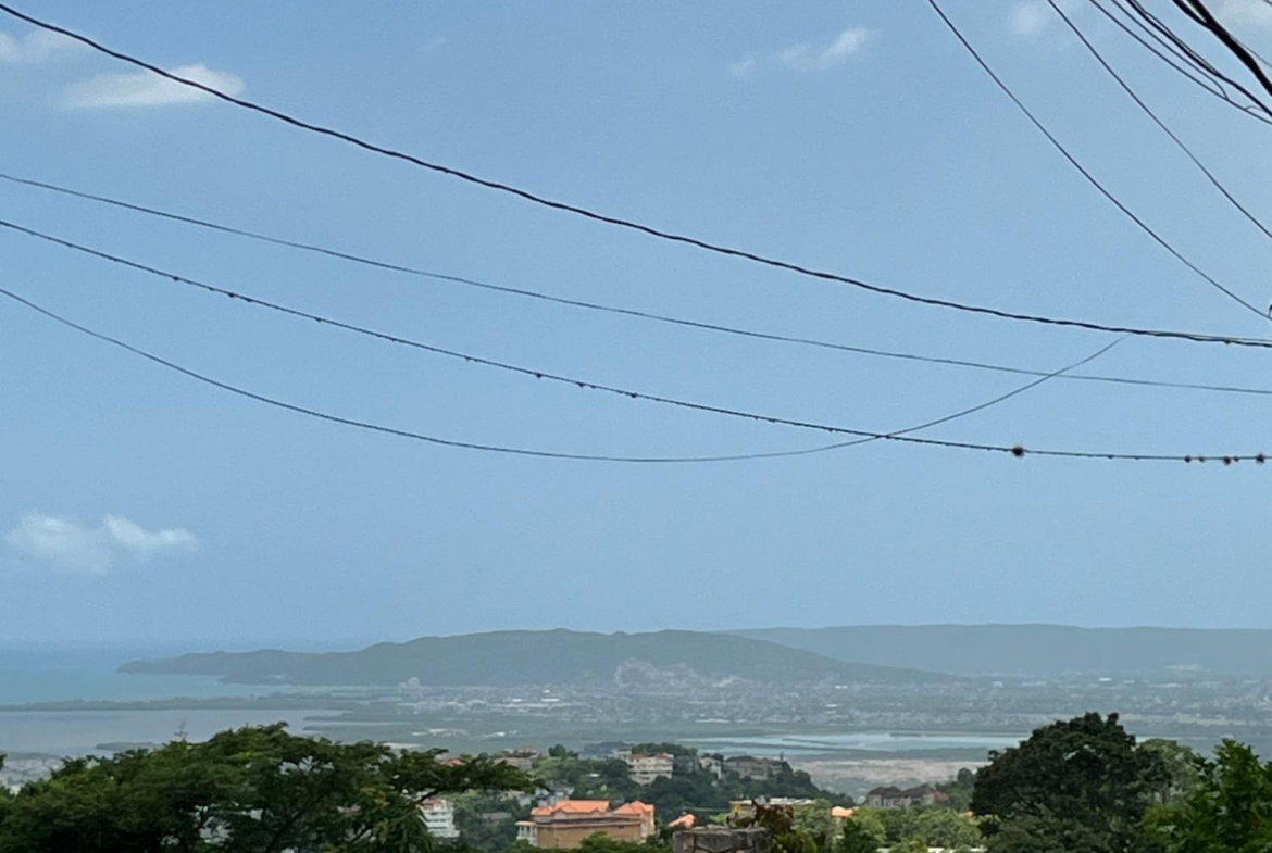 Ninth image of 9 Green Glebe Road East ki in Kingston 19, St. Andrew, Jamaica - property is For Sale