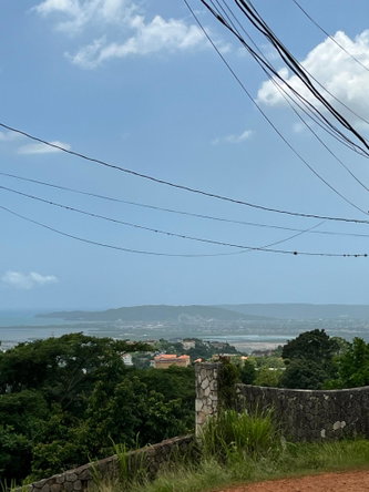 Ninth image of 9 Green Glebe Road East ki in Kingston 19, St. Andrew, Jamaica - property is For Sale